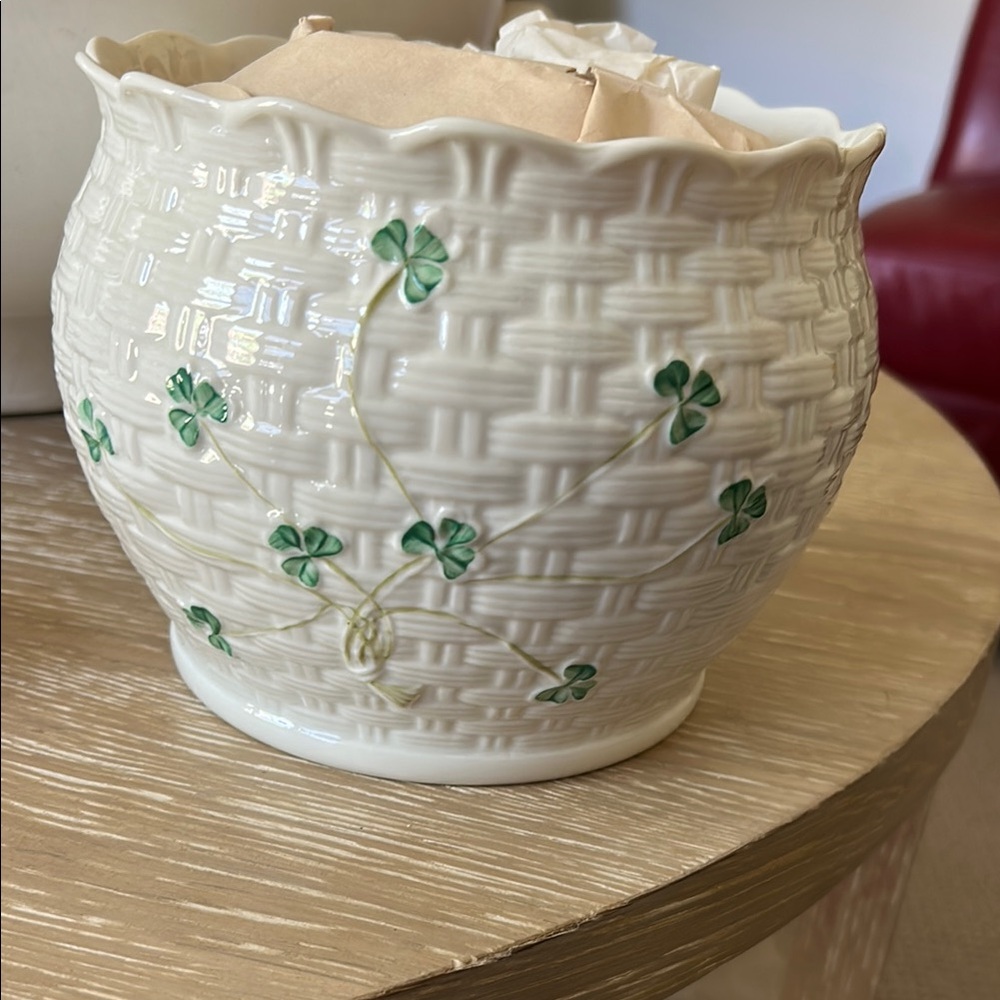 Belleek White and Green Kylemor Planter